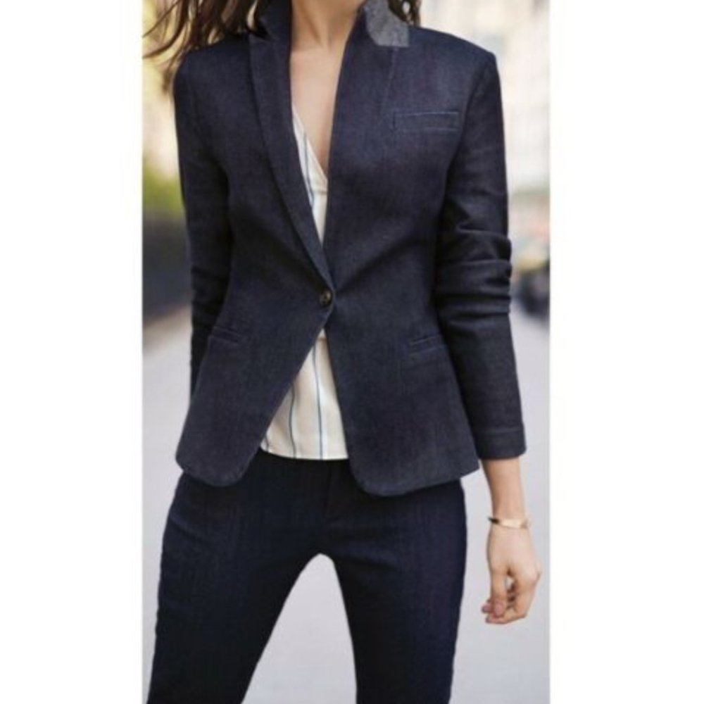 Banana Republic Rinse Denim Schoolboy Blazer
